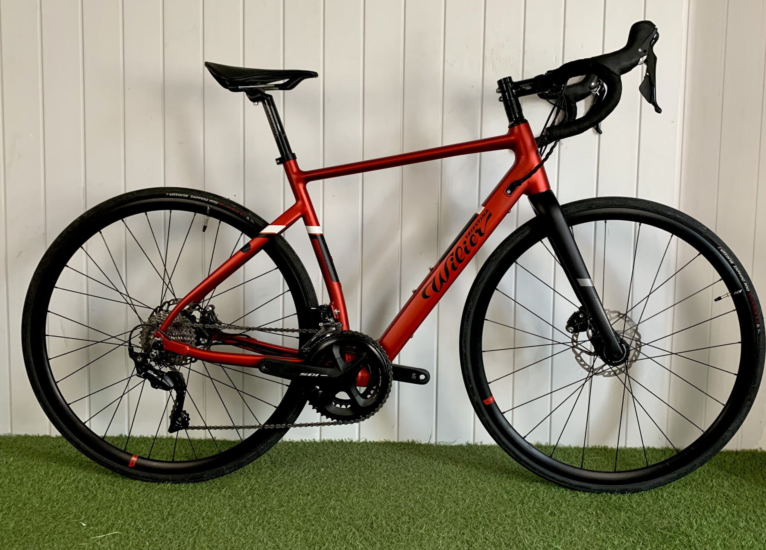 wilier triestina hybrid 105